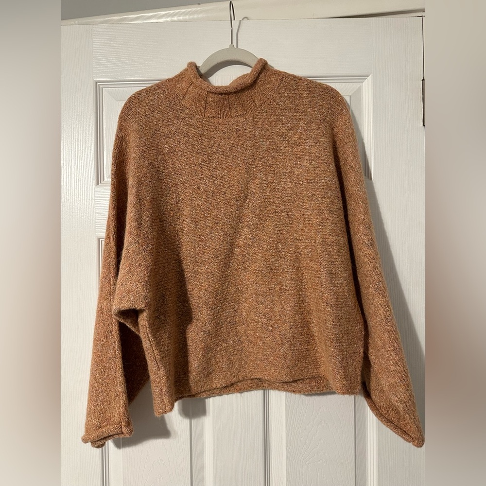 Multicolor cropped sweater